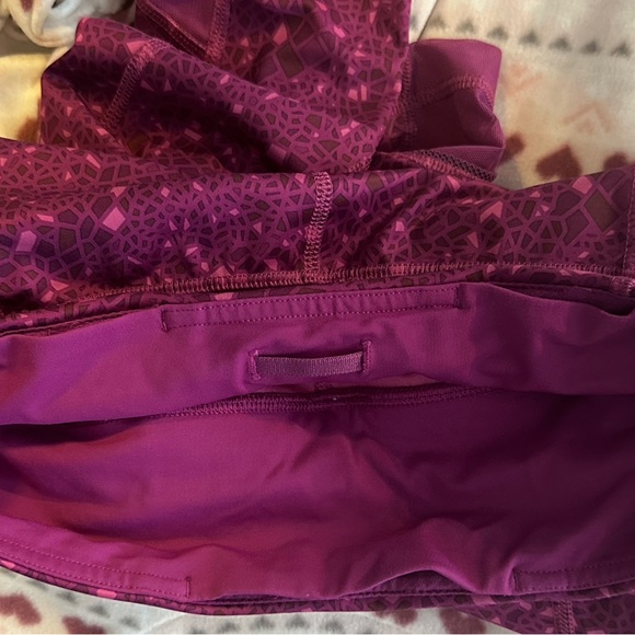 Lululemon inspire tight II size 4 geo regal plum multi - Picture 7 of 9